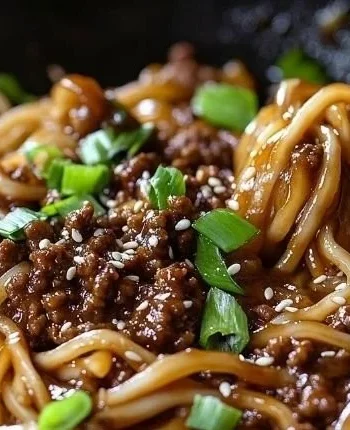 Mongolische Hackfleischnudeln Rezept für schnelle Wochennächte